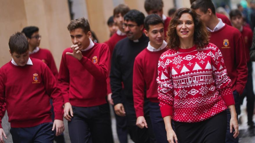 Ayuso financia con 38 millones de euros anuales a colegios que segregan por sexos