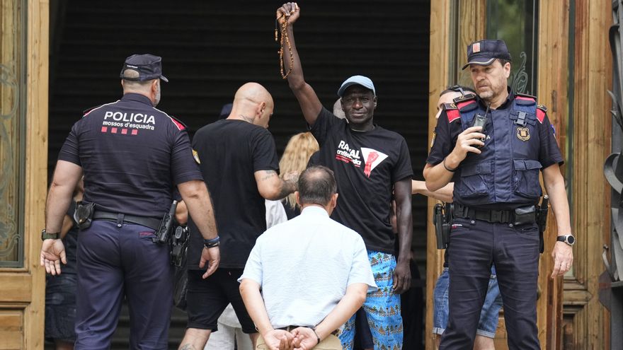 Los Mossos admiten que investigaron si los vecinos del Raval acusados por Vox habían ido a más protestas antifascistas