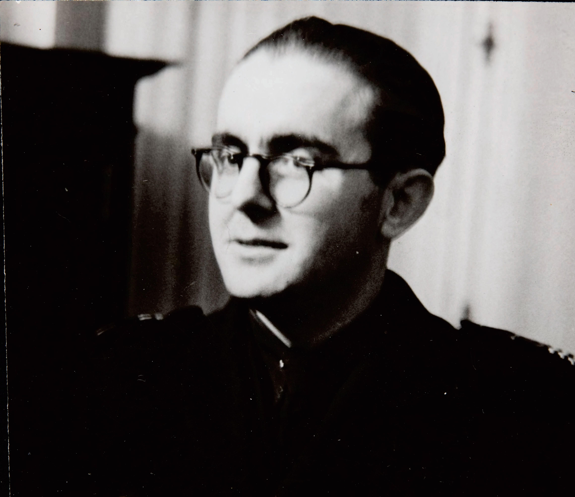 Alberto Martín-Gamero, jefe provincial de FET de las Jons, quien pidió el destierro de Perezagua al acceder a la libertad condicional