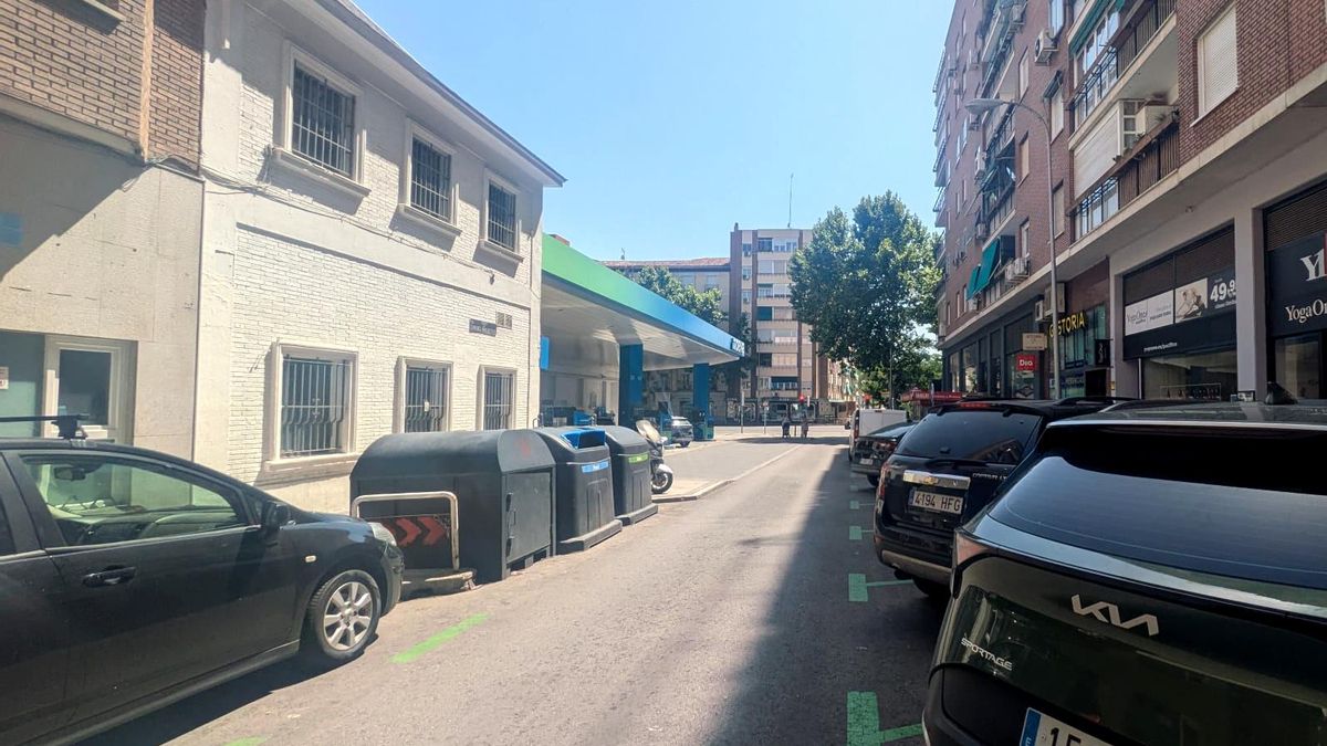 Imagen de la gasolinera que hay a pocos metros de The Pacific Hostel