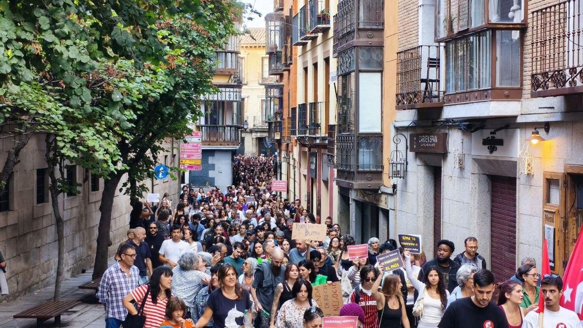 Manifestación por el derecho a la vivienda en Toledo
