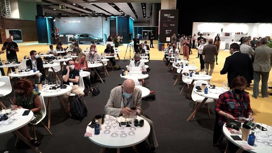 Cata de vinos tinerfeños