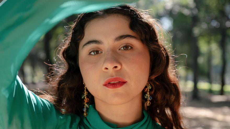 Silvana Estrada anuncia fecha de su segundo álbum de estudio, 'Vendrán suaves lluvias'