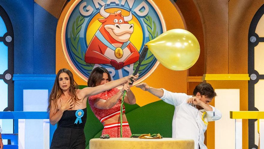 Elena Furiase y José Mota se la juegan con 'la patata caliente' del 'Grand Prix'