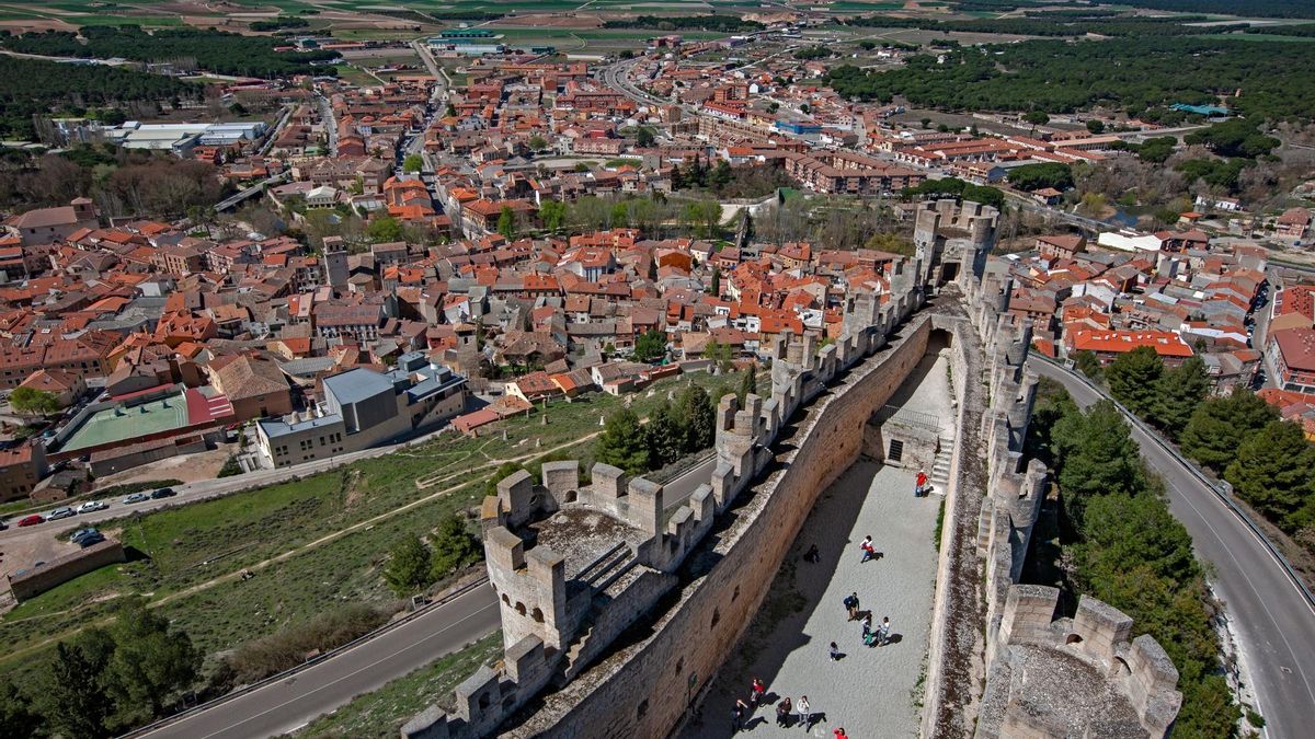 Vista de Peñafiel desde el castillo.