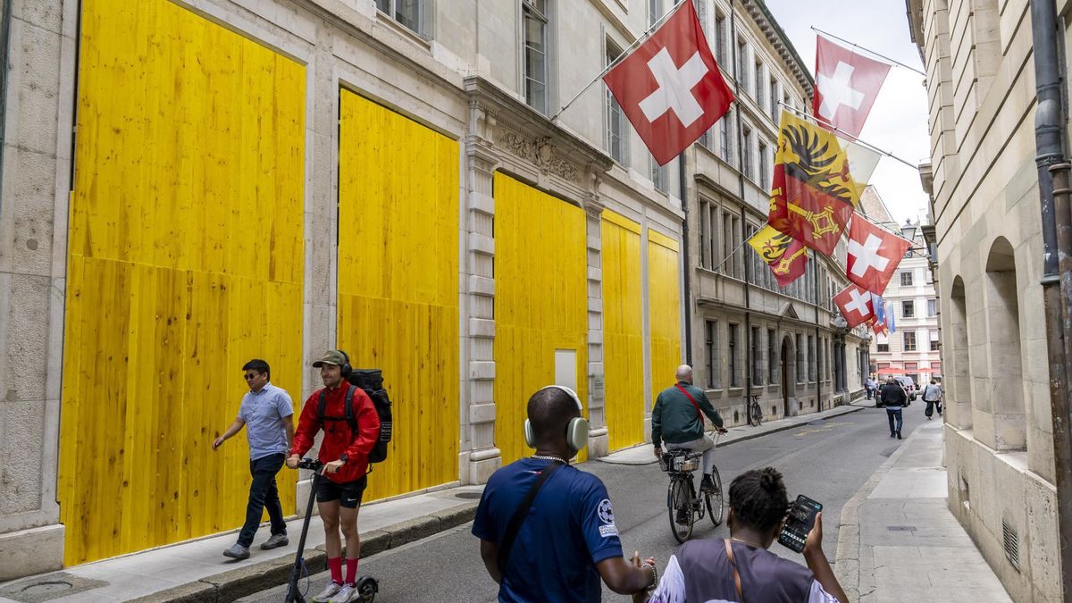 Suiza rechaza en referéndum limitar la inmigración y el asilo para frenar el crecimiento de su población, según los primeros sondeos