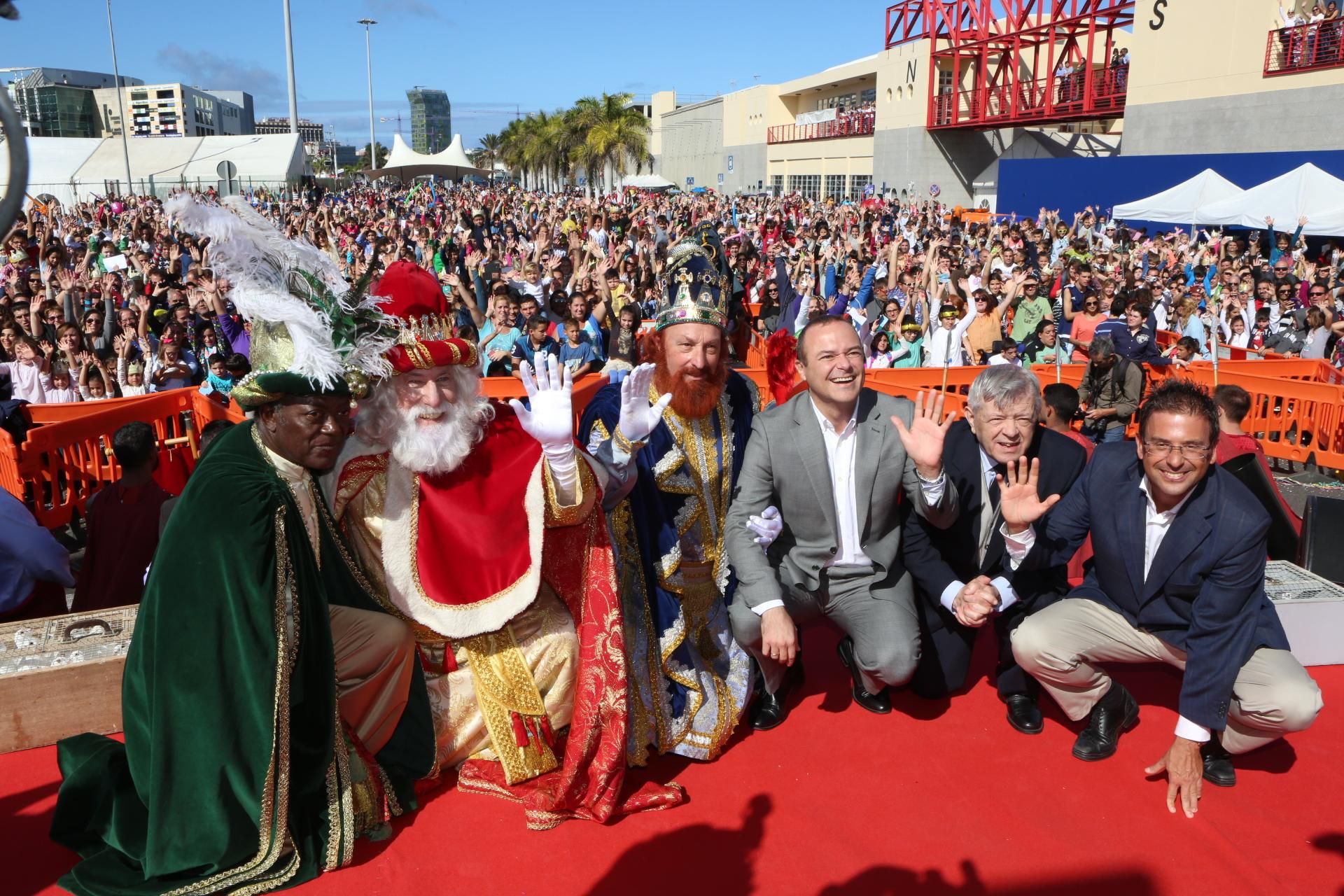 Los Reyes Magos llegan a la capital grancanaria. (Alejandro Ramos).