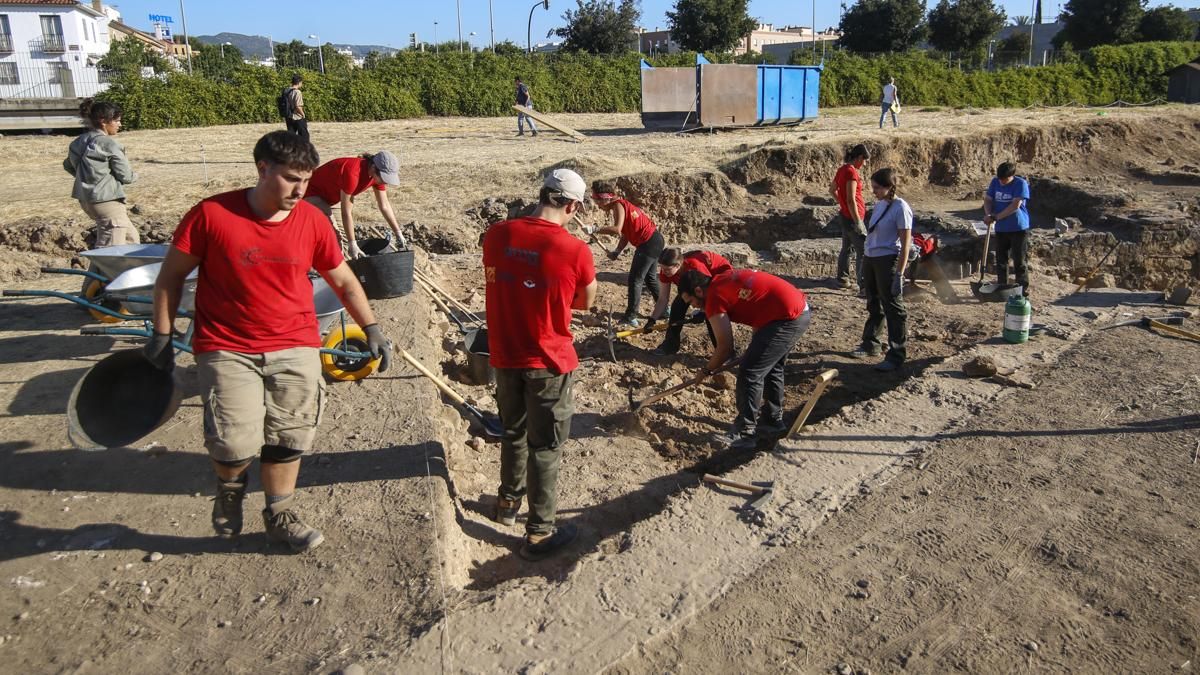 Trabajos en el yacimiento de Cercadillas