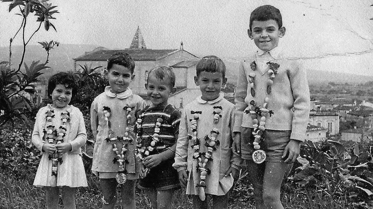 Calabazas en fanales, altares y rosarios dulces: los rituales que desafían a Halloween en la isla de la turistificación