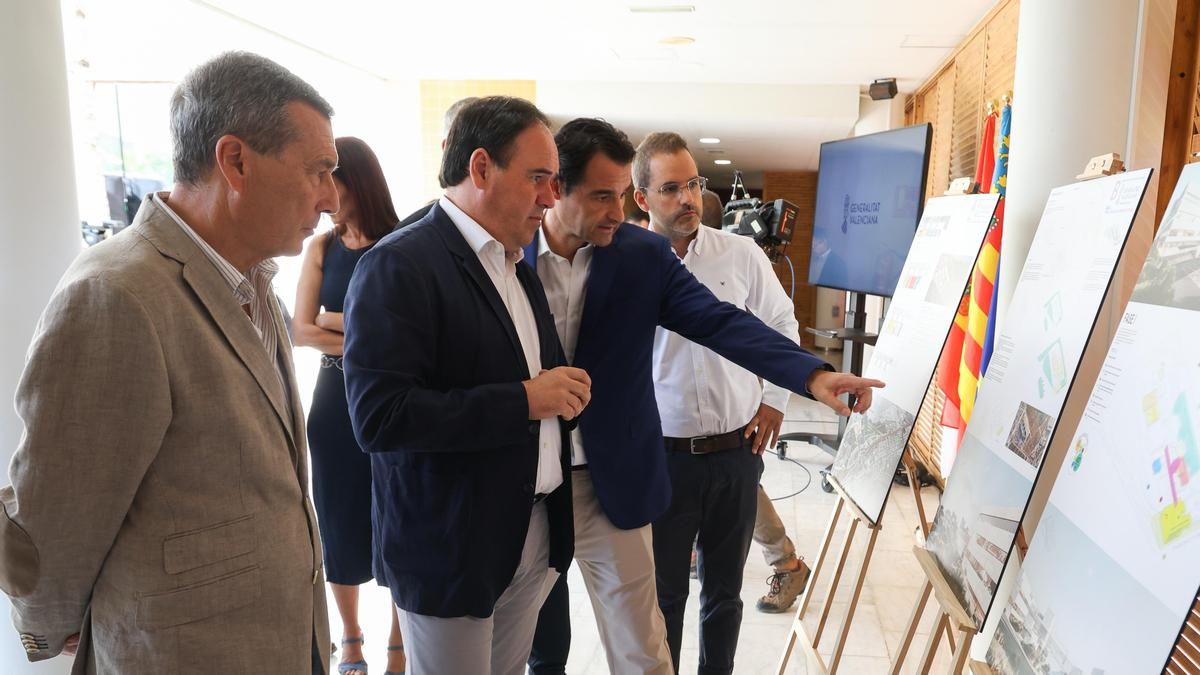 Pérez Llorca anuncia 175 millones para ampliar el hospital de Torrevieja e incorporar a 650 profesionales