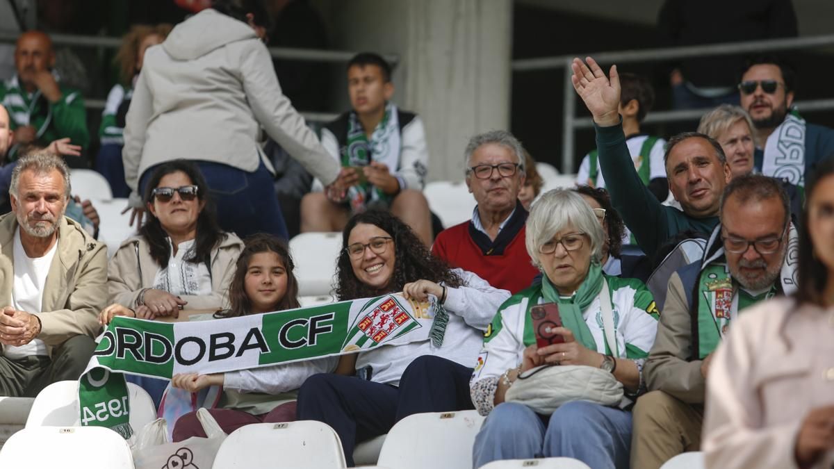Grada Blanquiverde del Córdoba CF - Granada CF