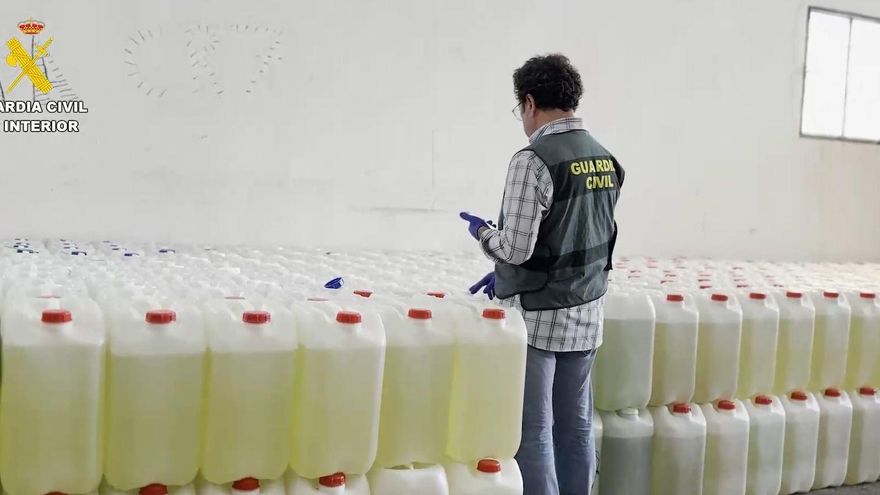 Cae en Almería una red de suministro de gasolina en alta mar a embarcaciones para narcotráfico e inmigración irregular