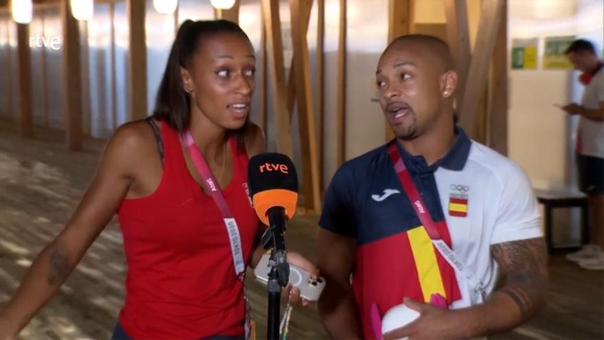 El mensaje de Ana Peleteiro en TVE: "Somos negros, qué de color. De color son ellos, que cambian más que el Sol"