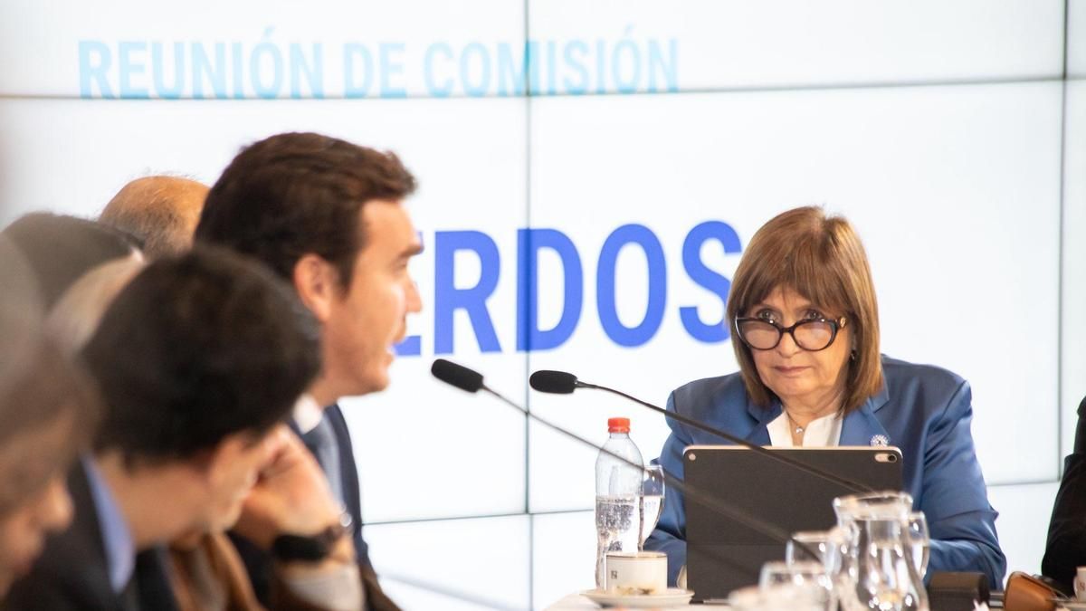 El oficialismo acelera para que el Senado apruebe la reforma del BCRA e Inocencia Fiscal