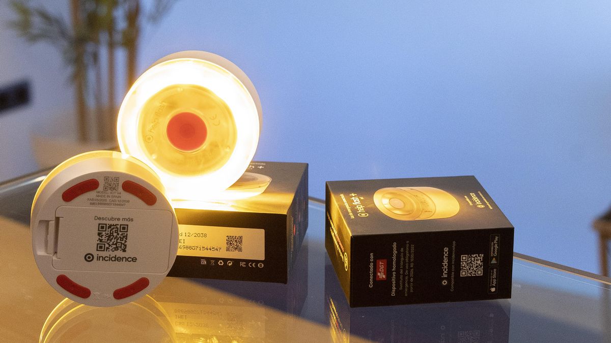 2026년 1월 1일부터 의무화되는 비콘 모델 중 하나의 이미지