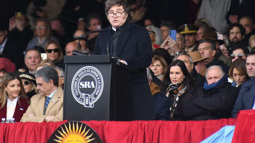 El Gobierno anunció retenciones cero para todos los granos hasta fin de octubre para "generar mayor oferta de dólares"