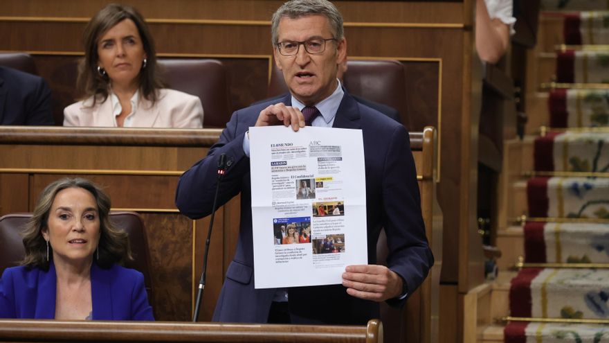 Feijóo asegura que Moncloa está "investigada por corrupción" y Sánchez le reprocha "chapotear" en el fango ultra