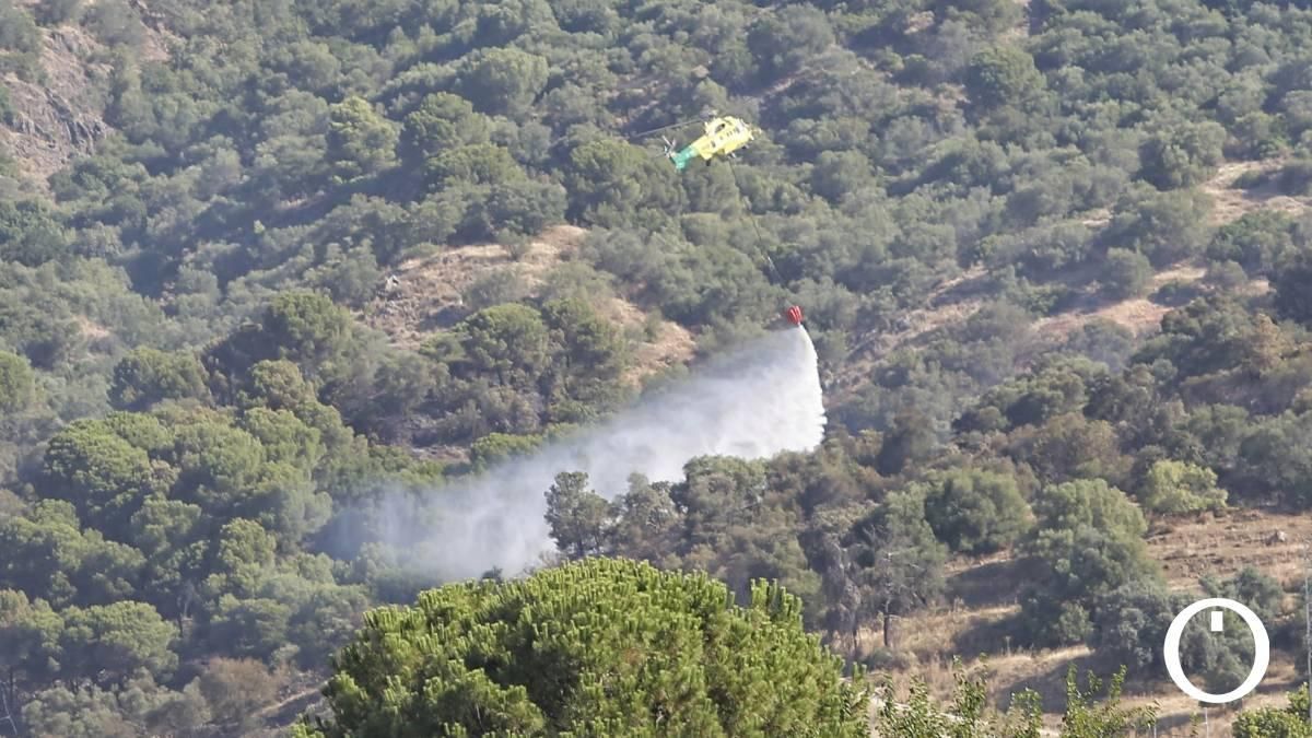 El Puesto de Mando Avanzado contra el incendio de Córdoba, en imágenes