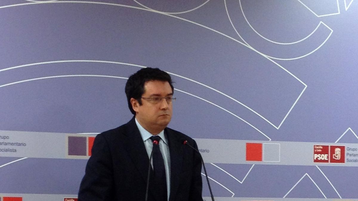 Óscar López confía en que el TC admita a trámite el recurso contra el "tasazo" judicial