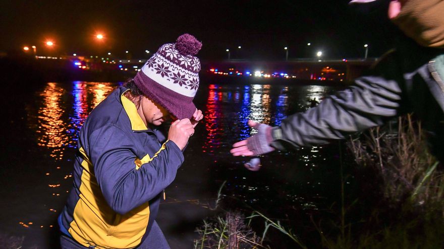 Rescatan a 61 migrantes hacinados, entre ellos 33 menores, en el norte de México