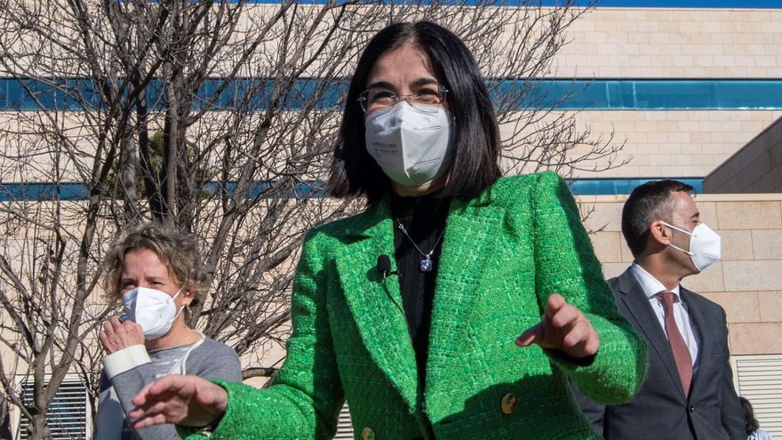 La ministra de Sanidad, Carolina Darias, visita el Hospital Universitario Son Llàtzer, centro beneficiario del Plan de Inversión en Alta Tecnología (INVEAT) en Palma de Mallorca, este viernes.