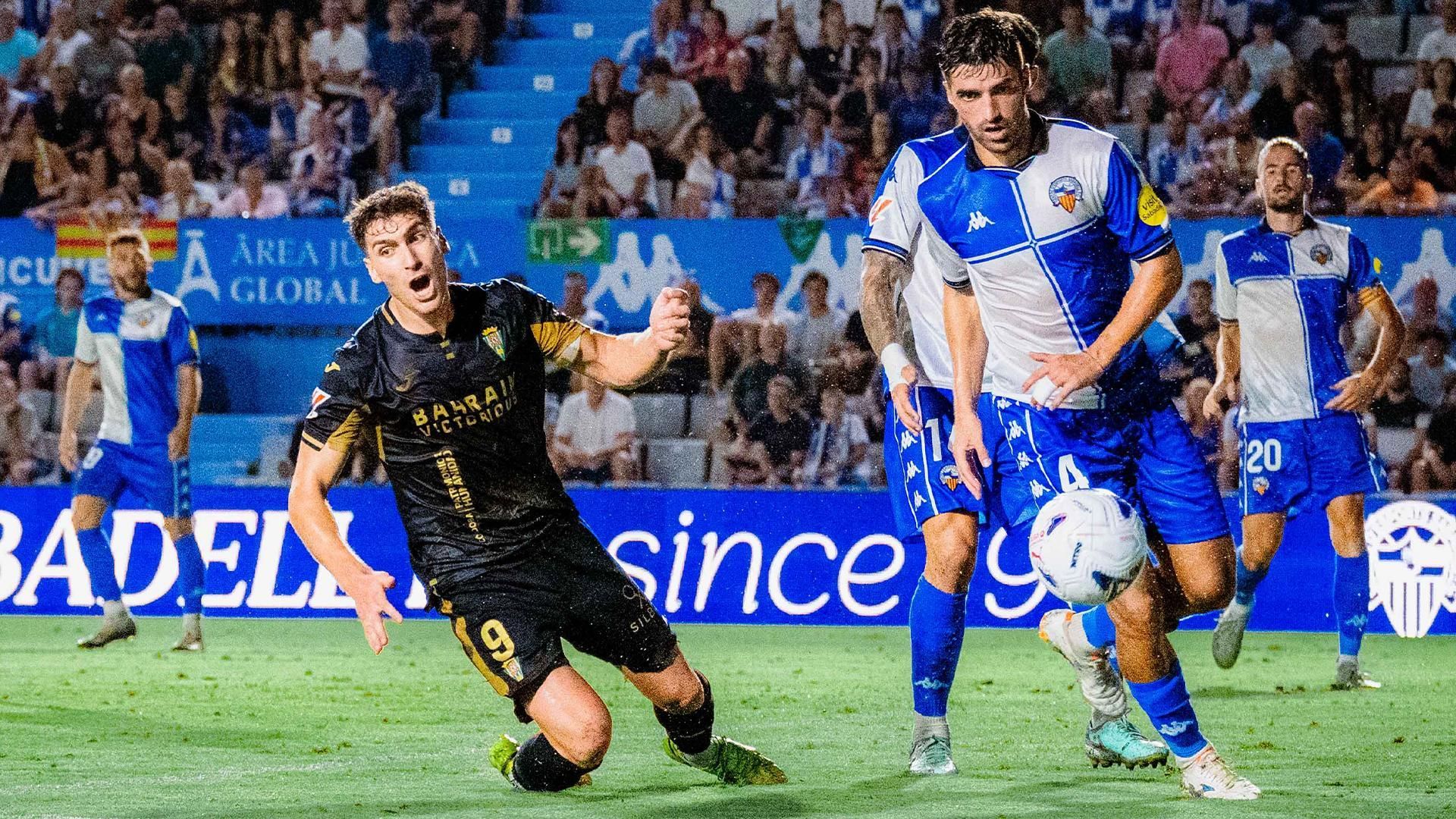 Las imágenes de la derrota del Córdoba CF ante el CE Sabadell