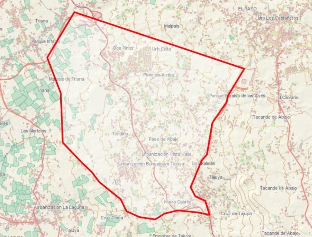 Área confinada en La Palma este lunes por la nube de humo proveniente del polígono industrial arrasado por la lava.