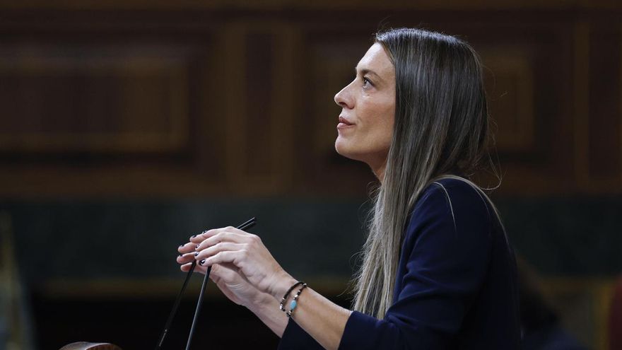 La portavoz de JxCat Miriam Nogueras durante un pleno del Congreso. EFE/Chema Moya