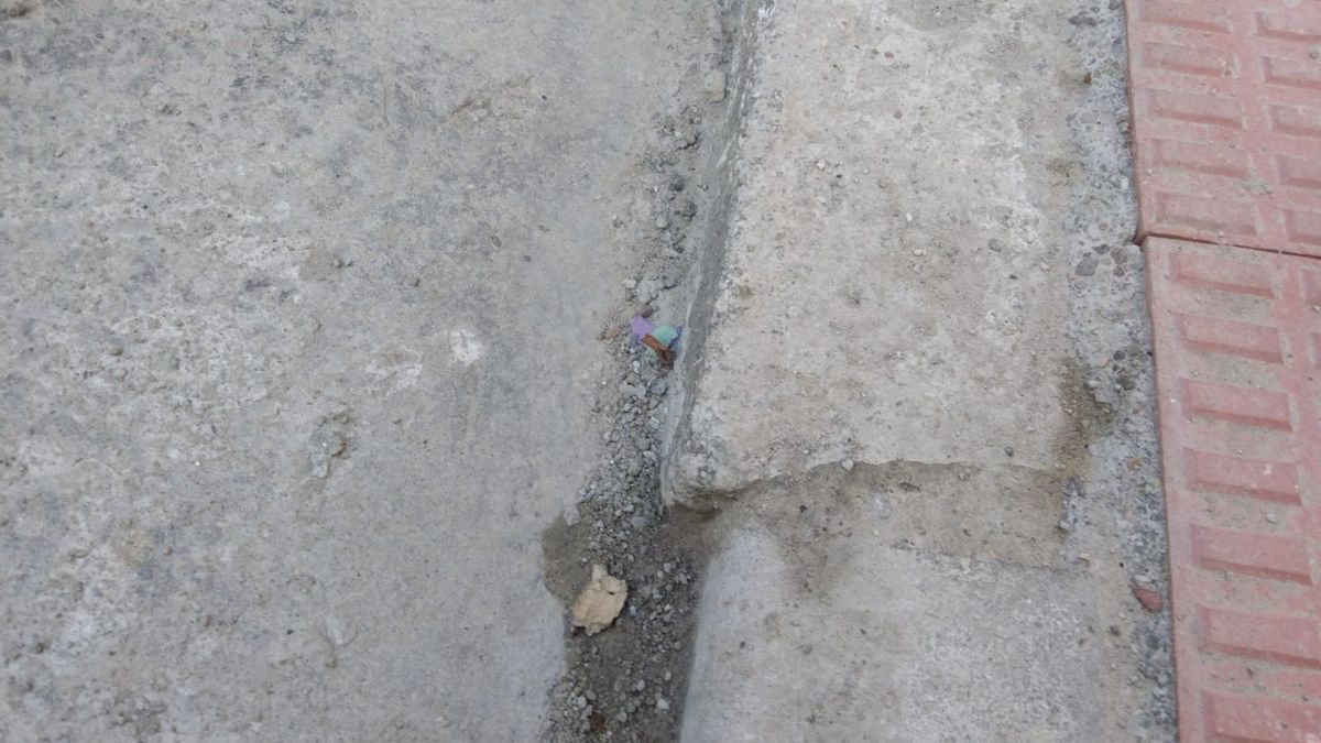 Bordillos nuevos y viejos