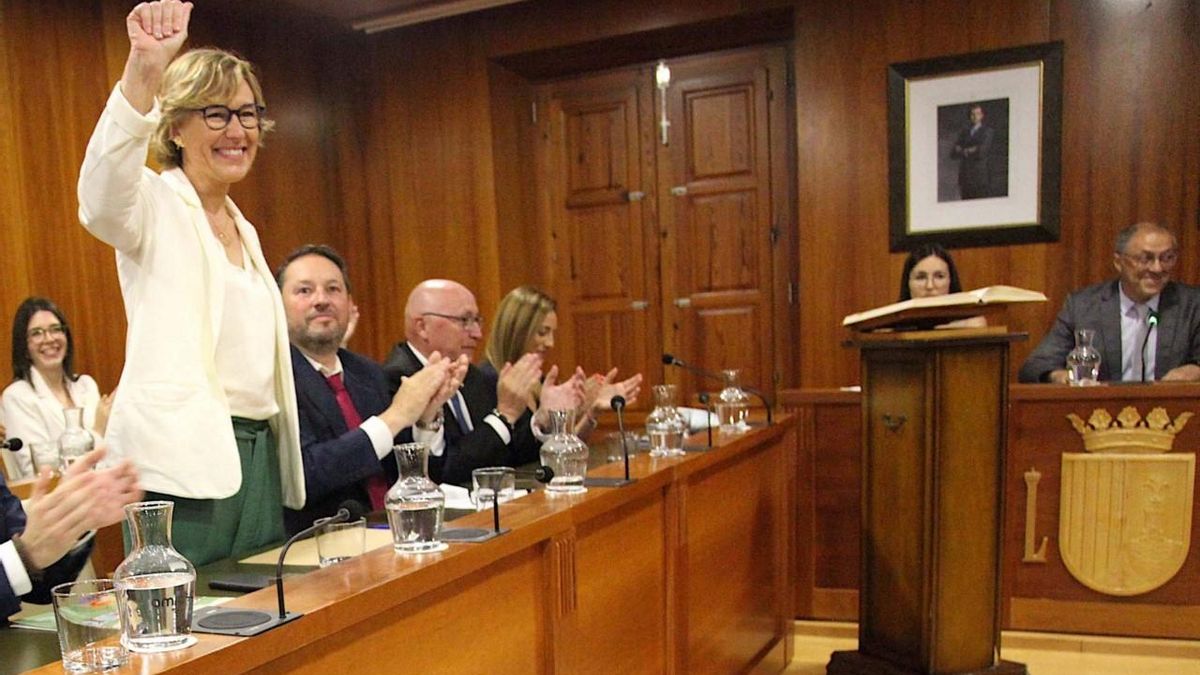 5. bancada gobierno rosa 5 copia scaled 1