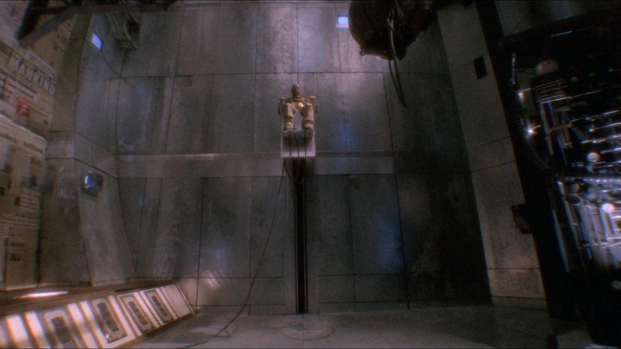 Imágenes kafkianas de un individuo sometido a poderes que apenas comprende