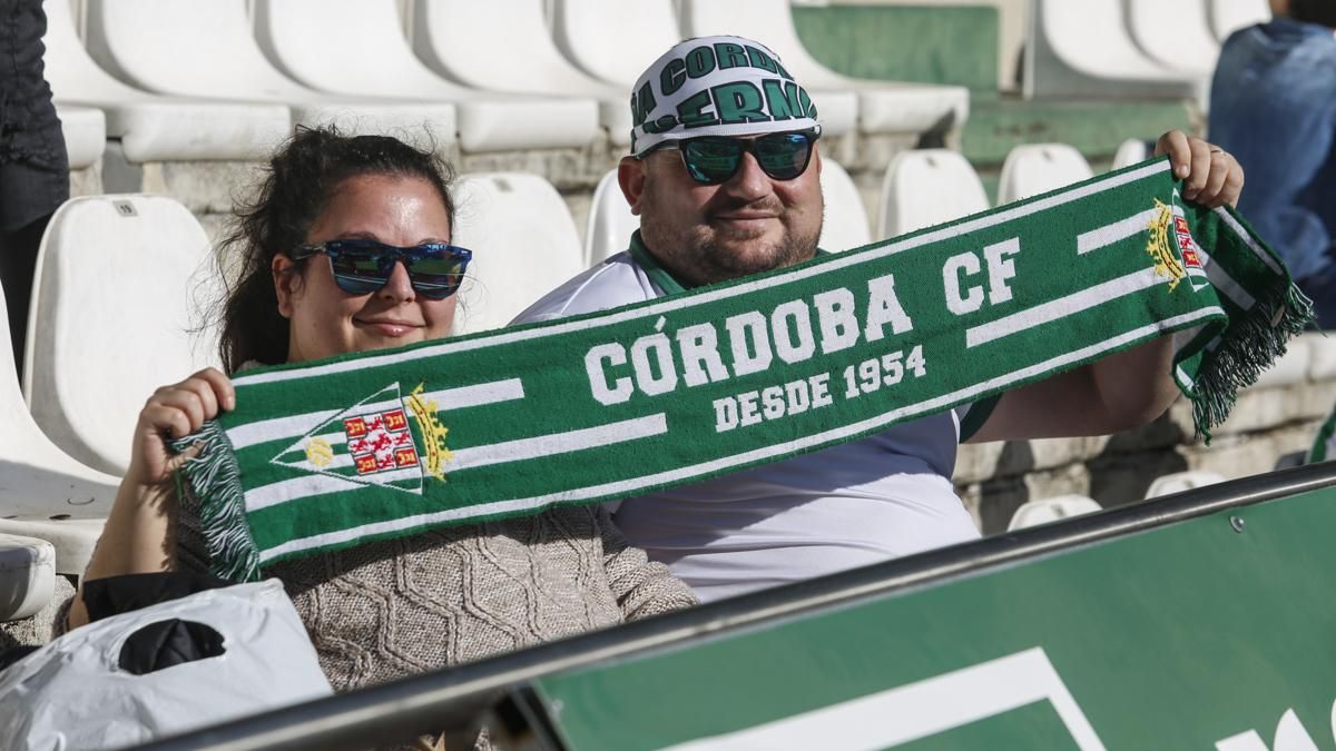 Grada Blanquiverde del Córdoba CF - SD Eibar