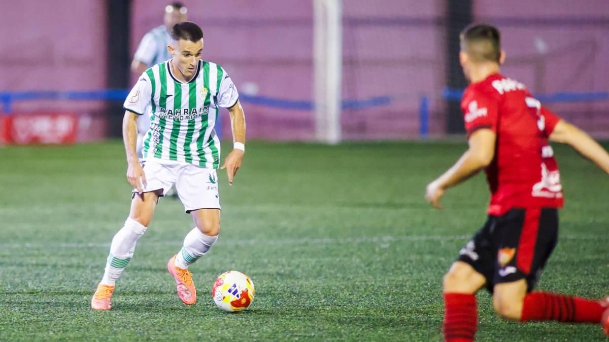 Diego Bri, durante el CD Cieza - Córdoba CF