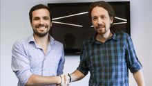 Pablo Iglesias y Alberto Garzón negocian el encaje de candidatos de IU en una lista común