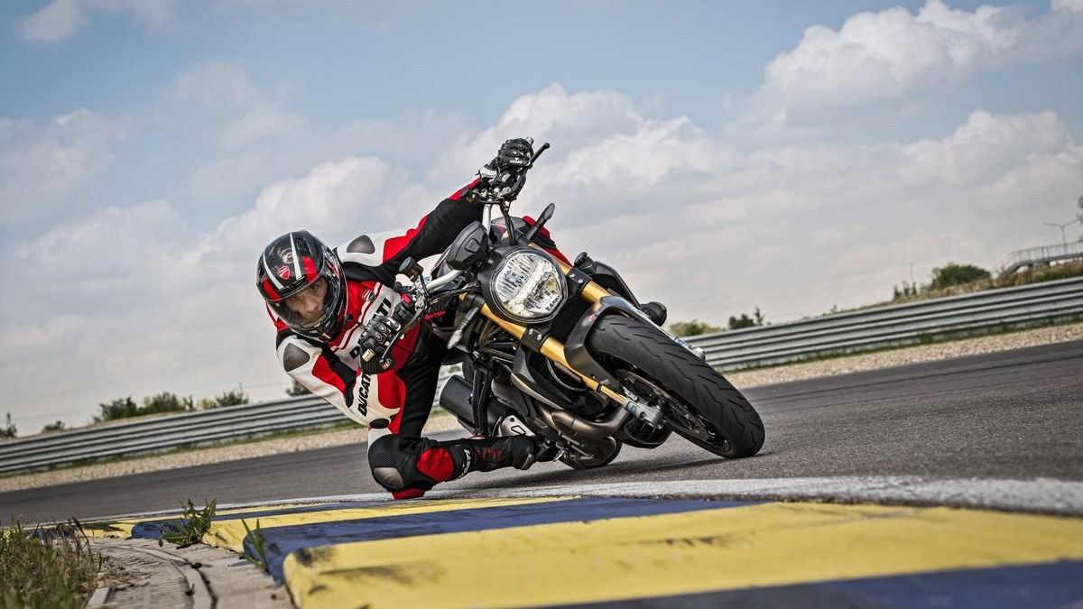 Ducati lanza un nuevo esquema de color para uno de sus modelos más representativos, la Monster 1.200 S.