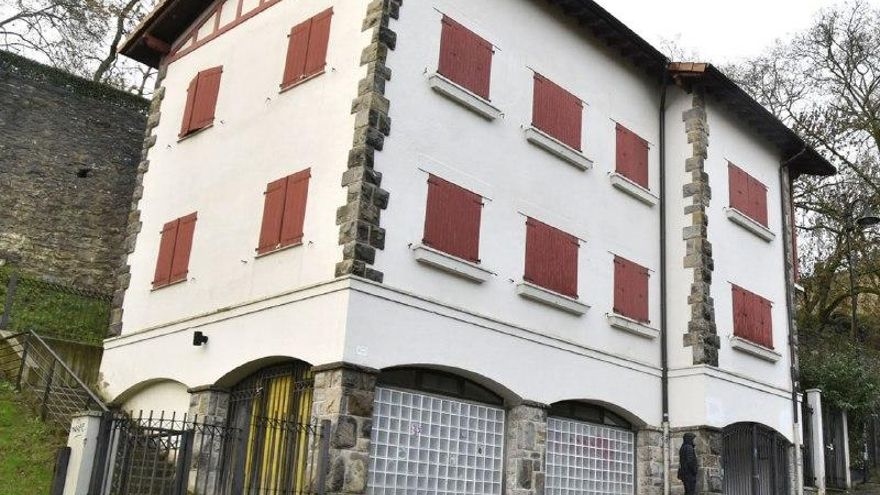 Pamplona convertirá en albergue de refugiados el Chalet de Caparroso, antiguo 'gaztetxe'