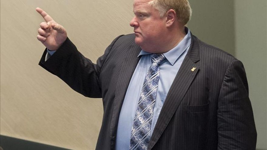 El alcalde de Toronto dice que no fuma "crack" y que no es un drogadicto
