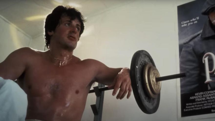 El espejo de Stallone, una novela sobre la ansiedad