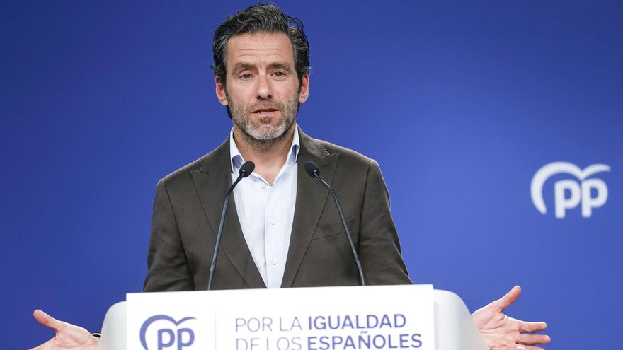 El vicesecretario de Cultura y portavoz del PP, Borja Sémper, durante la rueda de prensa posterior a la reunión del Comité de Dirección del partido este lunes en Madrid.