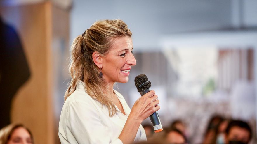 La vicepresidenta segunda del Gobierno y ministra de Trabajo y Economía Social, Yolanda Díaz, interviene en el encuentro 'El feminismo de la cuarta ola: una nueva generación de derechos feministas'