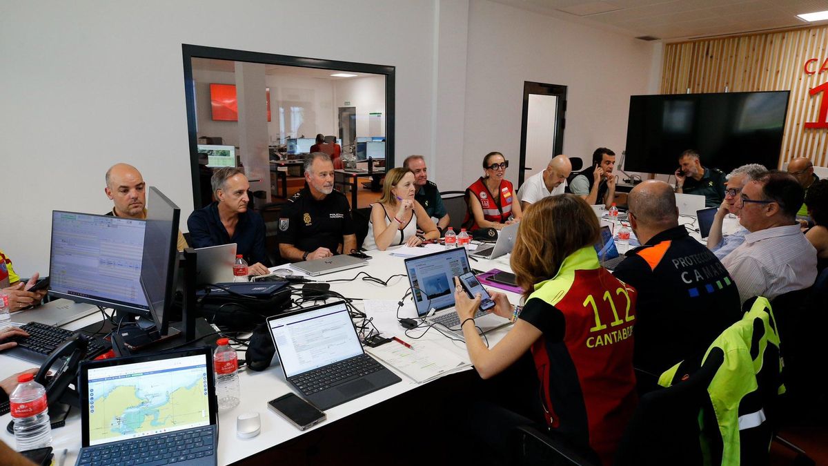 Sala del Centro de Coordinación Operativa (CECOP) de Cantabria desde donde se ha hecho un seguimiento del dispositivo desplegado por el eclipse solar y que se ha habilitado al amparo del PLATERCANT.