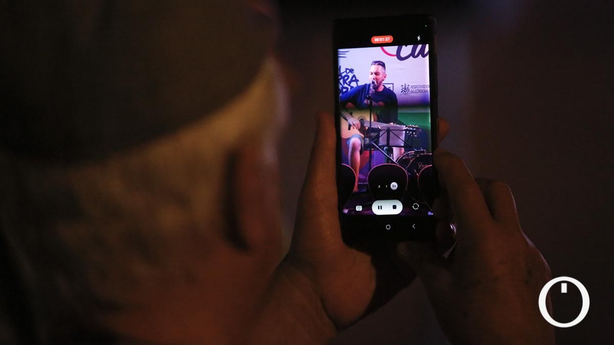 Homenaje a Antonio Gala en Guitarras Callejeras