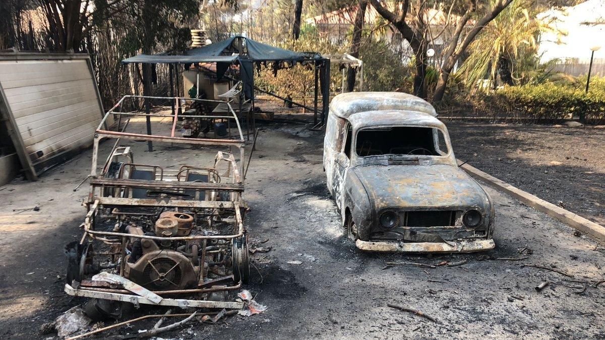 Efectos del fuego que está devastando el sur de la provincia de Valencia