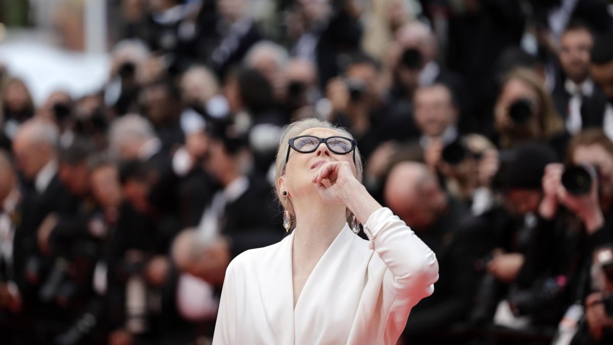Meryl Streep asiste a la proyección de 'Le Deuxieme Acte' (El segundo acto) y a la ceremonia de inauguración del 77º Festival de Cine de Cannes, en Cannes, Francia, el 14 de mayo de 2024. El festival de cine se celebrará del 14 al 25 de mayo de 2024. (Cine, Francia) EFE/EPA/GUILLAUME HORCAJUELO
