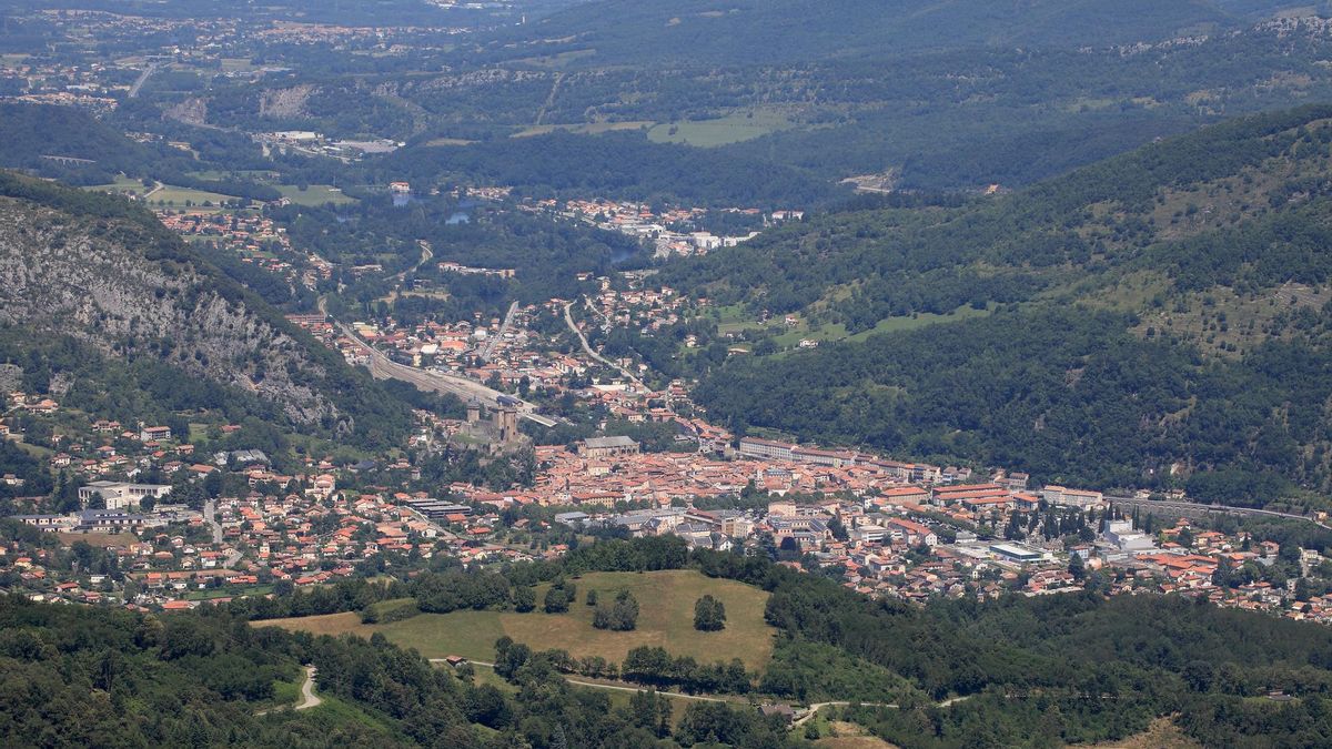 Foix desde el Prat d'Albis.