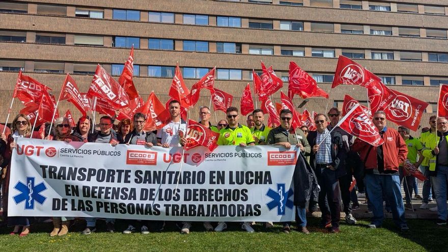 El transporte sanitario de Castilla-La Mancha se planta con un paro de 10 horas: "Afecta a toda la ciudadanía"