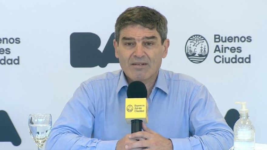 CABA anunció la tercera dosis para mayores de 50 años vacunados con Sinopharm y personas con inmunocompromiso