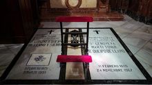 Tumba del "genocida" Queipo en la Basílica de la Macarena. | JUAN MIGUEL BAQUERO