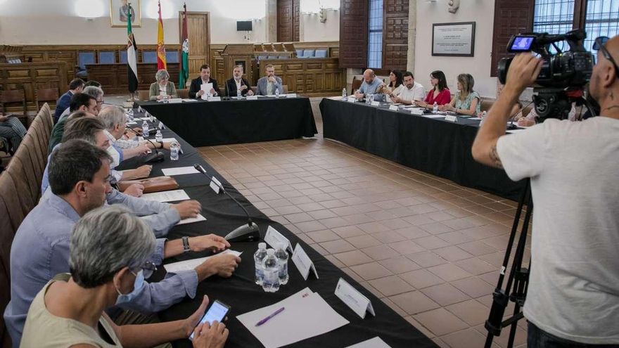 Reunión este viernes del pleno del Consejo Económico y Social de Plasencia