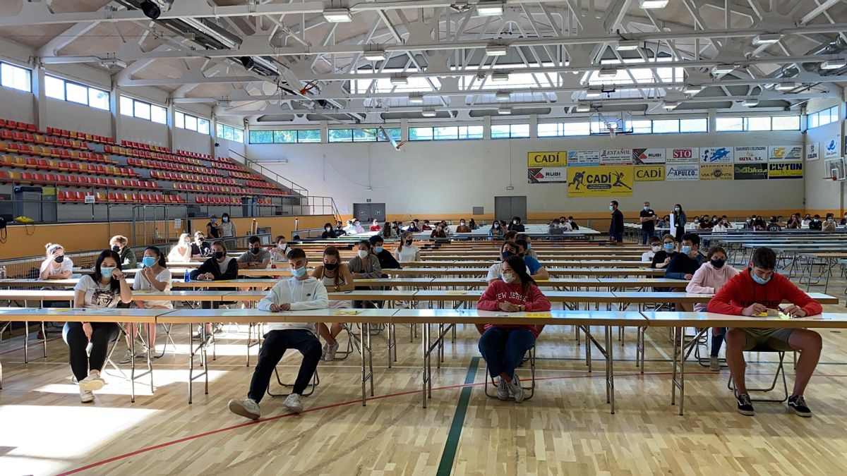 Estudiantes en la PAU en la Seu d'Urgell (Lleida) este curso